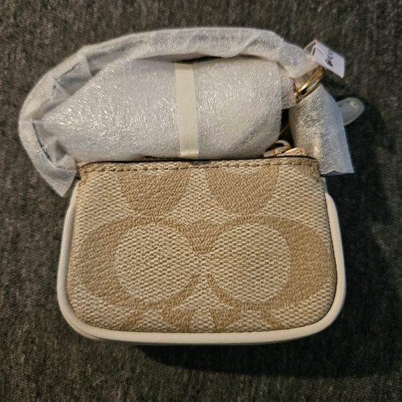 Coach bag charms - Picture 14 of 14